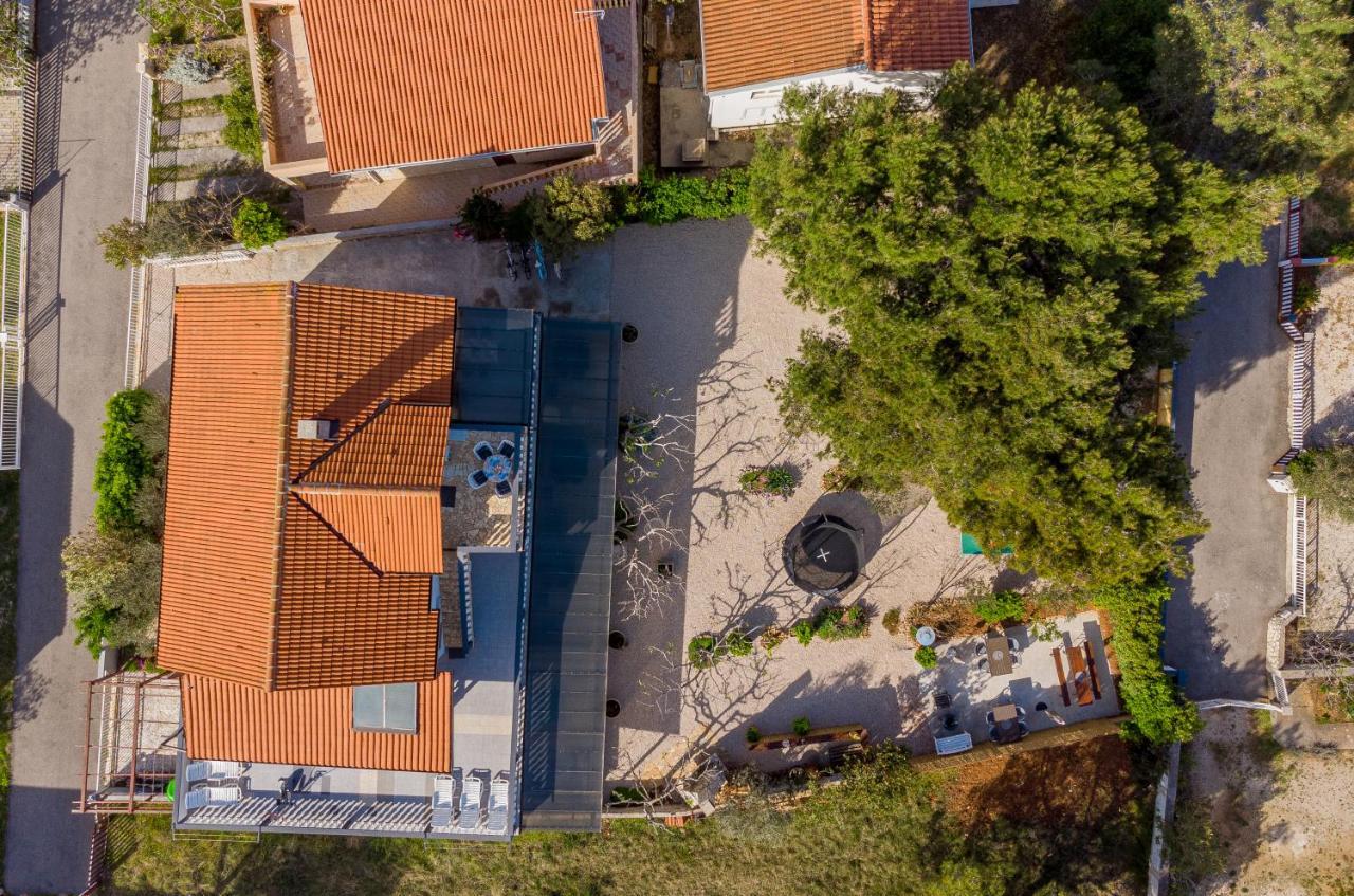 Apartments Villa Agape Vir Exterior photo