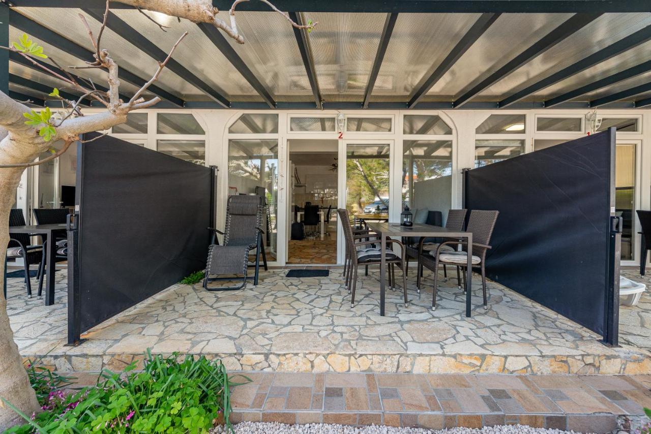 Apartments Villa Agape Vir Exterior photo