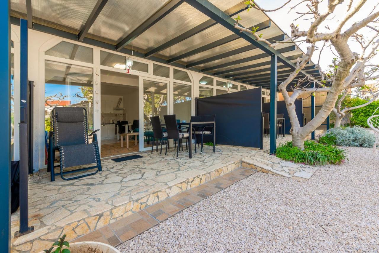 Apartments Villa Agape Vir Exterior photo